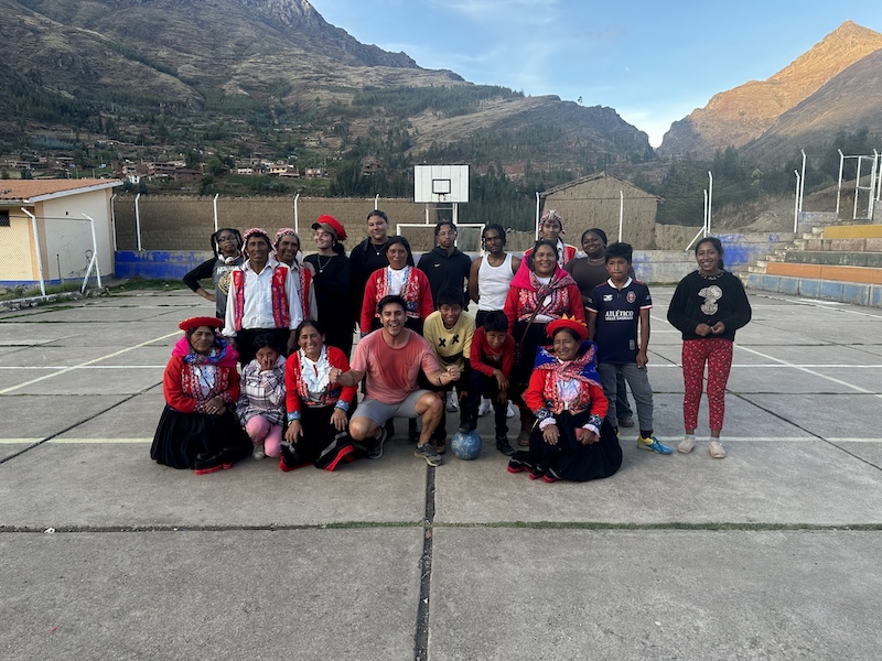 Community immersion peru school